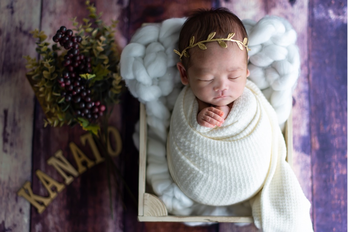 サキヤマ リエが撮影した「ホワイト系・ひつじのぬいぐるみ・男の子のニューボーンフォト 」の写真