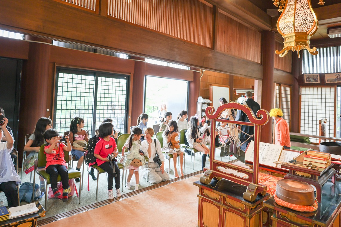 ちずカメラが撮影した「写真家　橘田龍馬さんの子供写真教室の様子」の写真