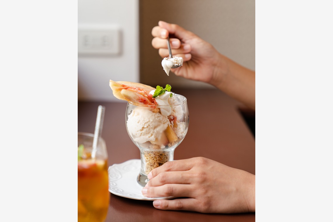 和田海人が撮影した写真のアルバム「フード撮影」