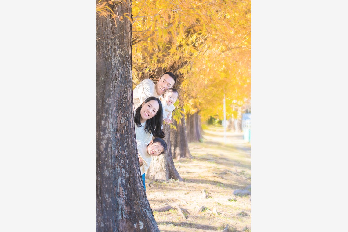 AXiS Photo Service 伊神 菜穂子が出張撮影した家族写真(キッズ,ベビーフォト)などが写った「＜家族の記録写真＞公園・海辺・寺社・自宅などお好きな場所で」の家族写真