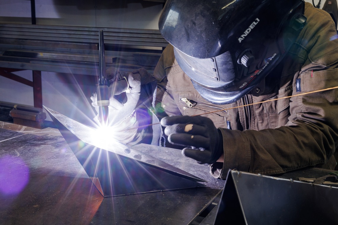 内田　雄一が撮影した写真のアルバム「商品制作風景・導入例案件」