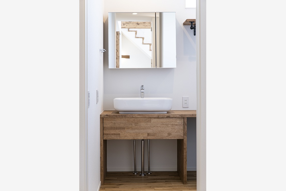 本郷直人が撮影した写真のアルバム「建築撮影」