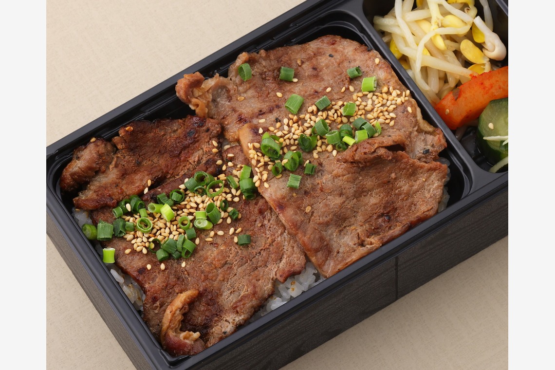 森安　照が撮影した写真のアルバム「肉丼・タコライス」