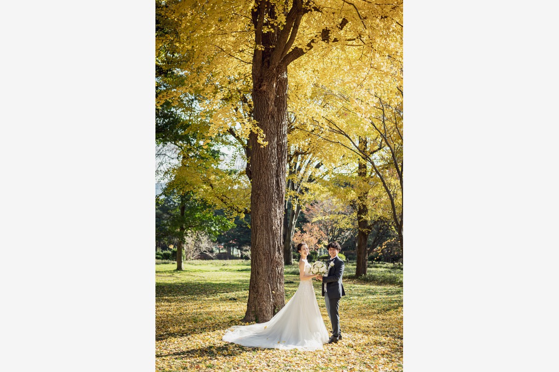 長濱崇が撮影した写真のアルバム「ラー・エ・ミクニ　レストランウェディング」