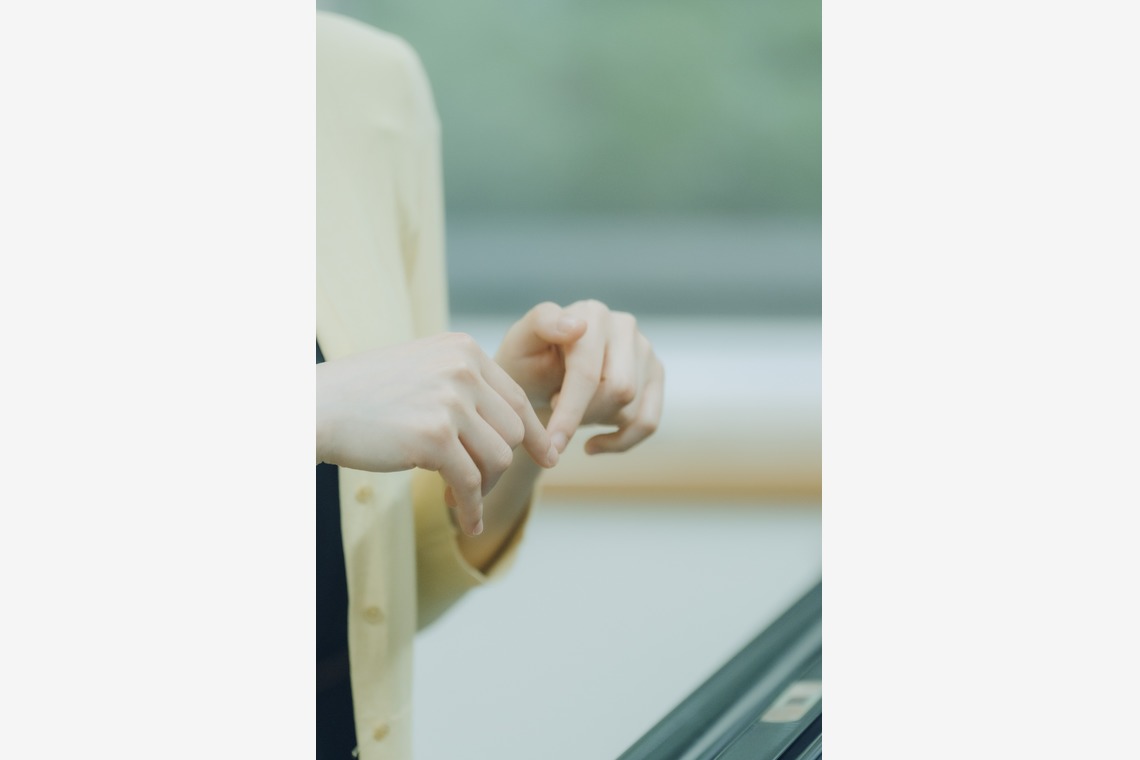 矢崎麦が撮影した「インタビュー撮影」の写真