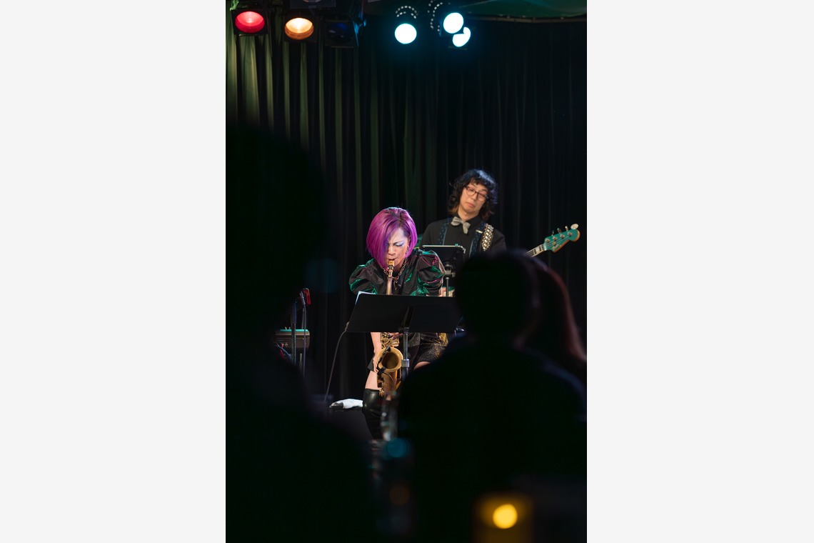 中村　大晃が撮影した「屋内ライブ撮影」の写真