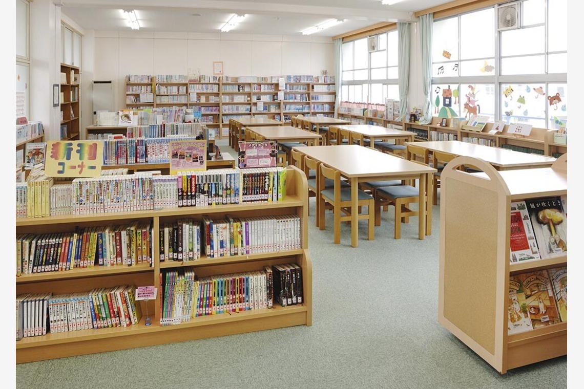 有限会社スタジオホリデーが撮影した写真のアルバム「店舗、オフィス、図書館等各種施設の撮影」