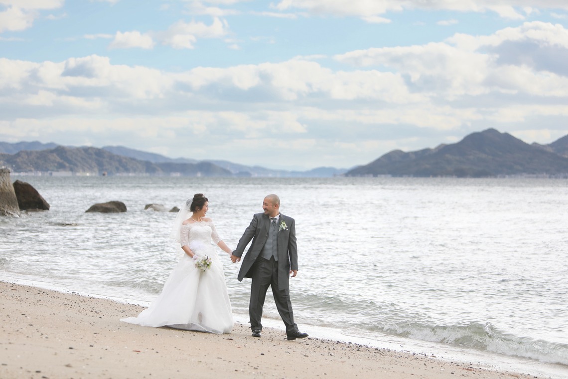 KIKIウェディングが撮影した「和装と洋装での前撮り」の写真