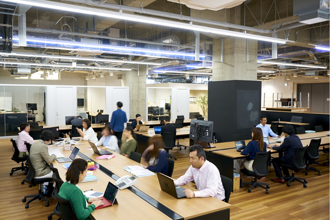 久保寺誠が撮影した写真のアルバム「竣工」