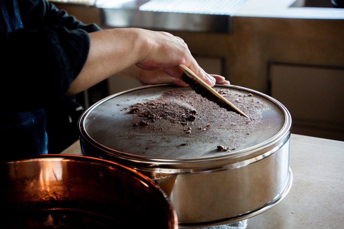 古口悠が撮影した「和菓子店撮影」の写真