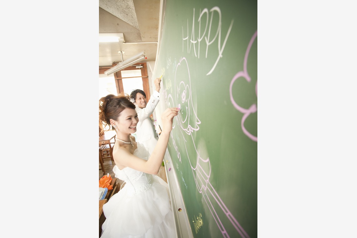 Luce photo studio (本間 孝敏)が撮影した「ロケーション洋装」の写真