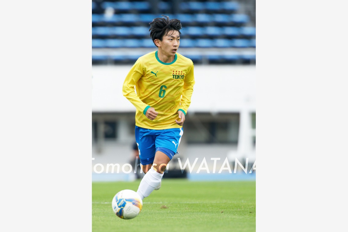 Tomohisa Watanabeが撮影した写真のアルバム「スポーツ　高校サッカー　TEIKYO Canaria Eleven」