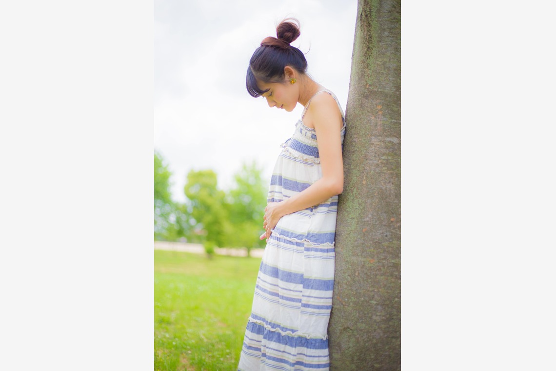 中井企画が撮影したマタニティフォトのアルバム「マタニティカップルフォト」