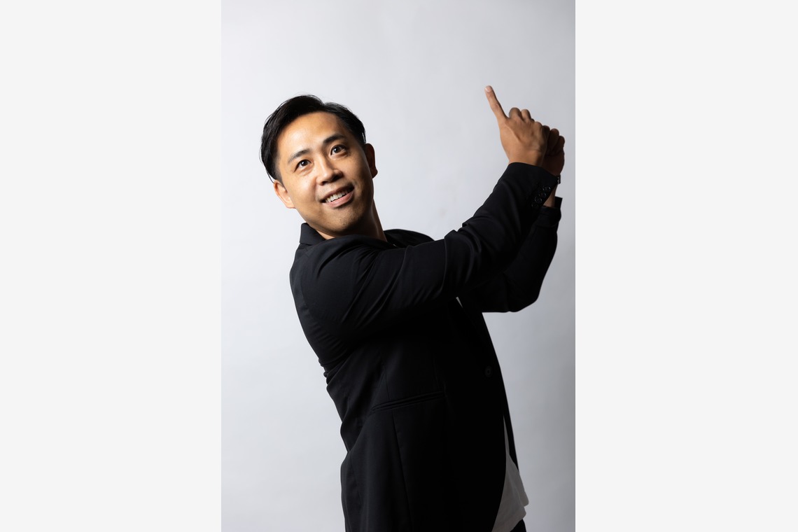 眞田 厚司が撮影した写真のアルバム「ビジネスポートレート」