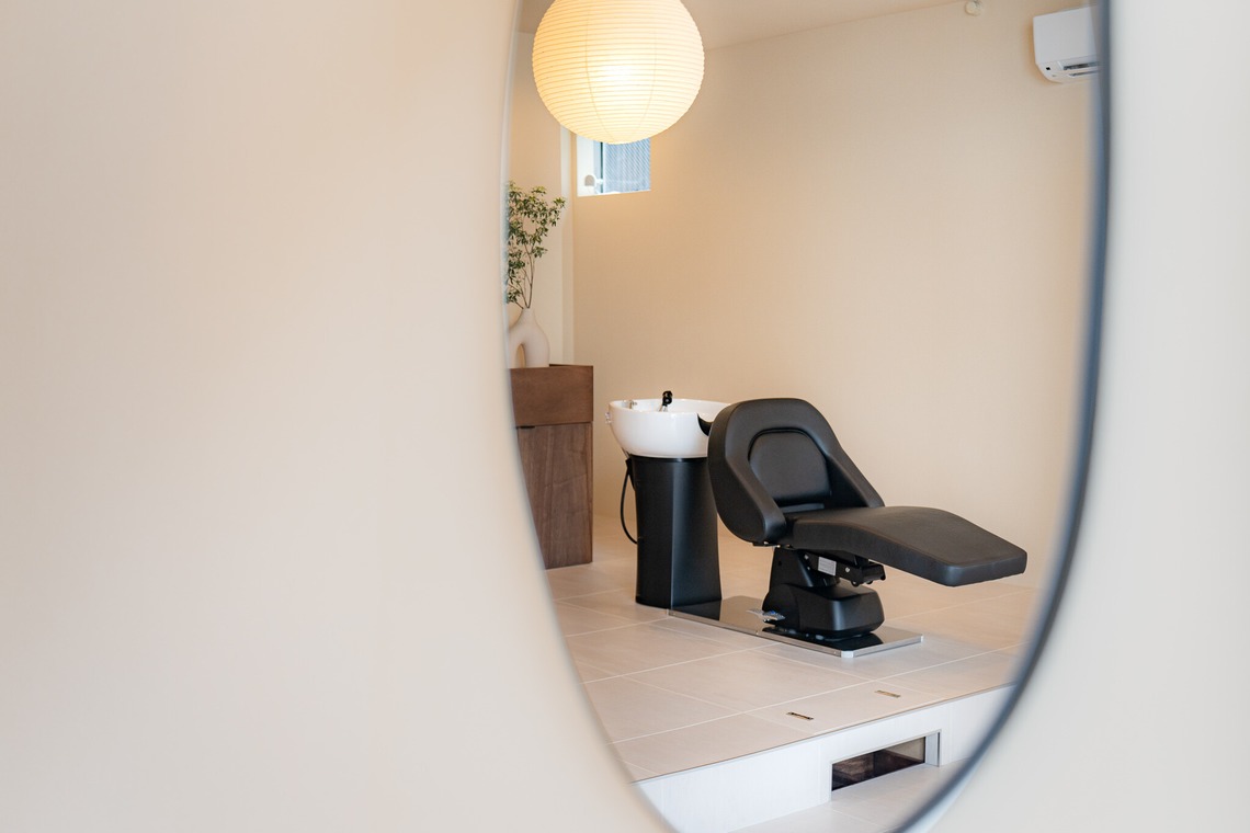 JJ&Co.が撮影した「福岡県　工務店　施工事例　美容室　内装」の写真