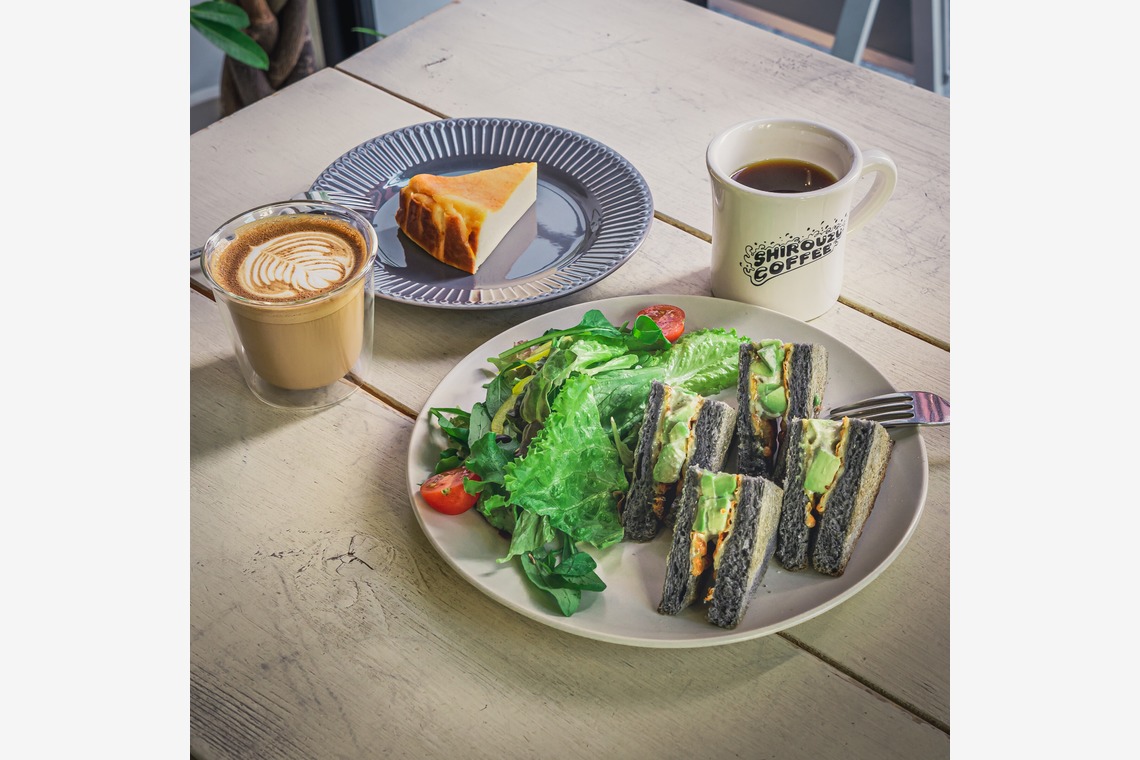 JJ&Co.が撮影した「福岡市　カフェ　SNS用商品撮影、外観・内装撮影」の写真