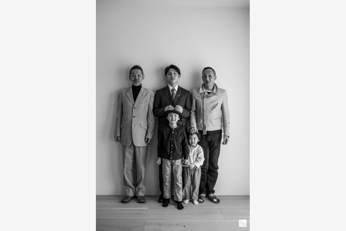 伊藤写真事務所 イン・ザ・ライフが撮影した写真のアルバム「家族の肖像」