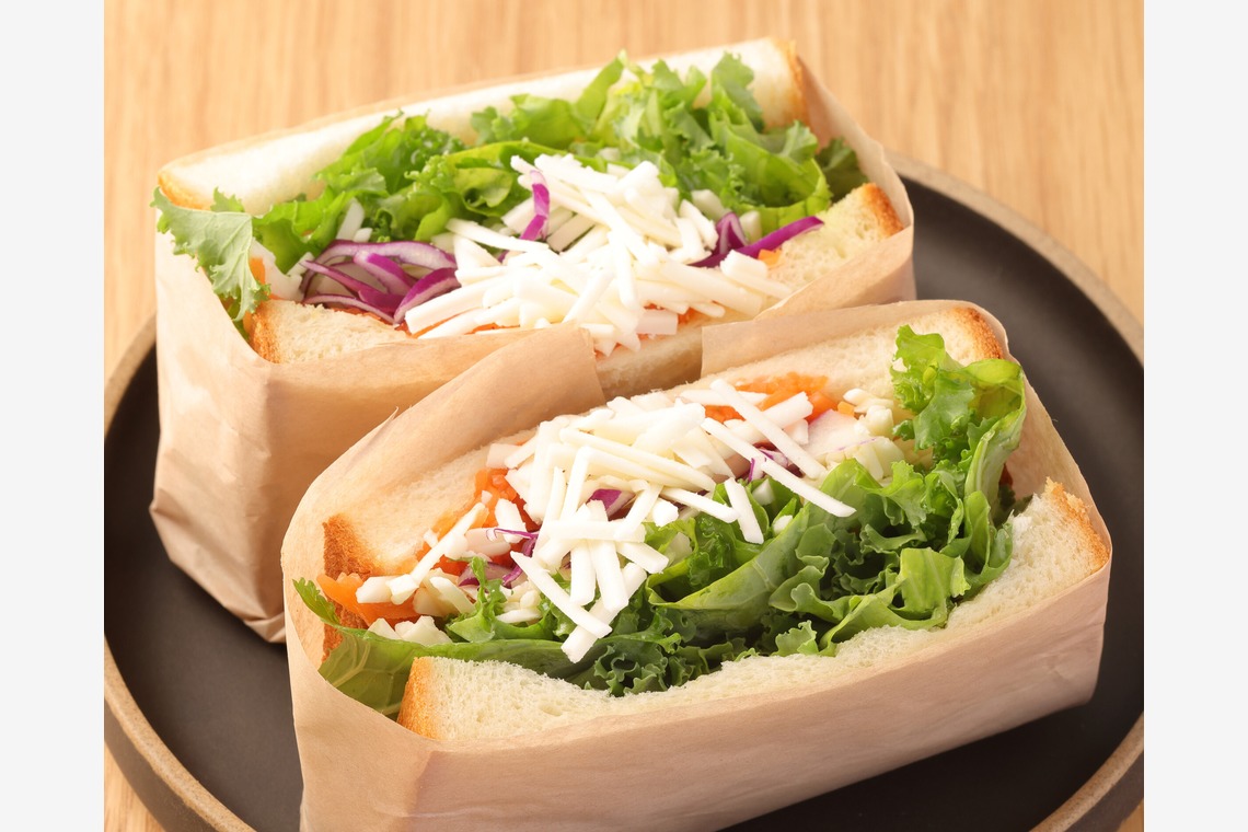 森安　照が撮影した「ドッグ・サンドウィッチ・バーガー・ドリンク」の写真