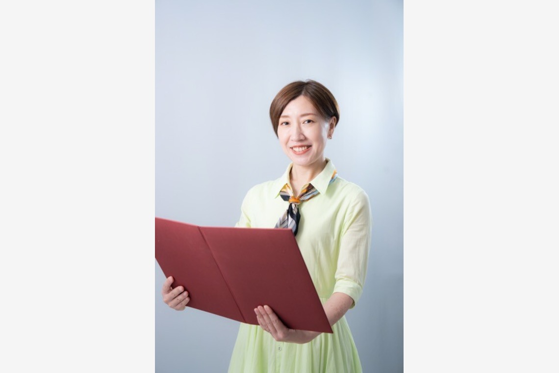 Photography_KanaUが撮影した写真のアルバム「司会＆ナレーターのプロフィール(都内某スタジオ)」