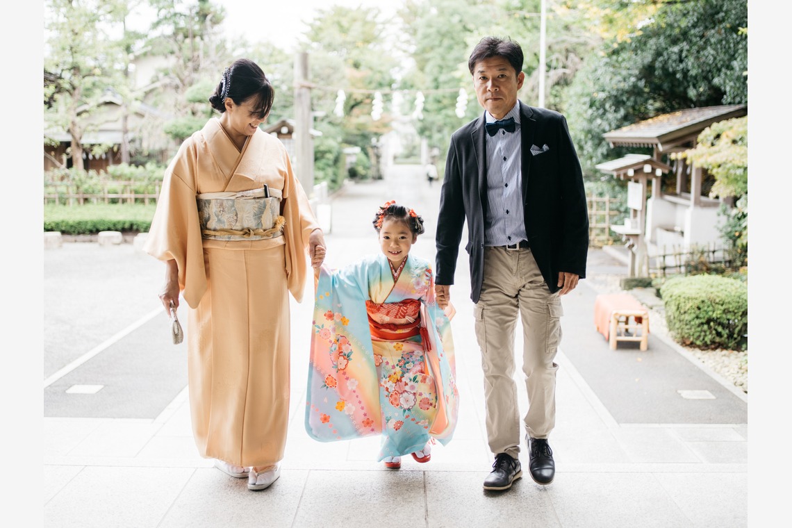 植村由理が出張撮影した家族写真(キッズ,ベビーフォト)などが写った「七五三　＠神明社　横浜」の家族写真