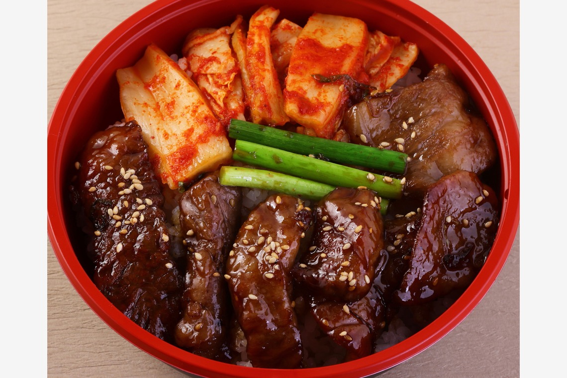 森安　照が撮影した「肉丼・タコライス」の写真