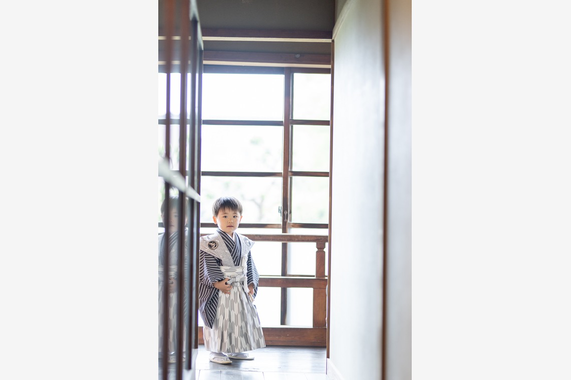 根兵一生が出張撮影した家族写真(キッズ,ベビーフォト)などが写った「七五三、ロケーション撮影」の家族写真