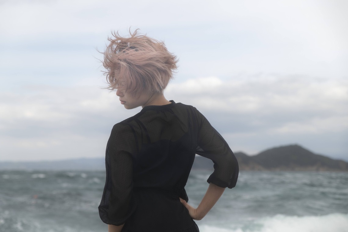 ならもとかずやが撮影した「屋外ポートレート」の写真