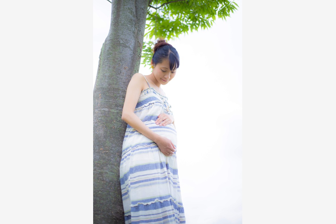 中井企画が撮影したマタニティフォトのアルバム「マタニティカップルフォト」