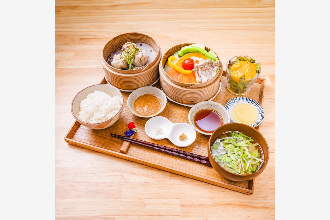 studio MONSTER（小原 実）