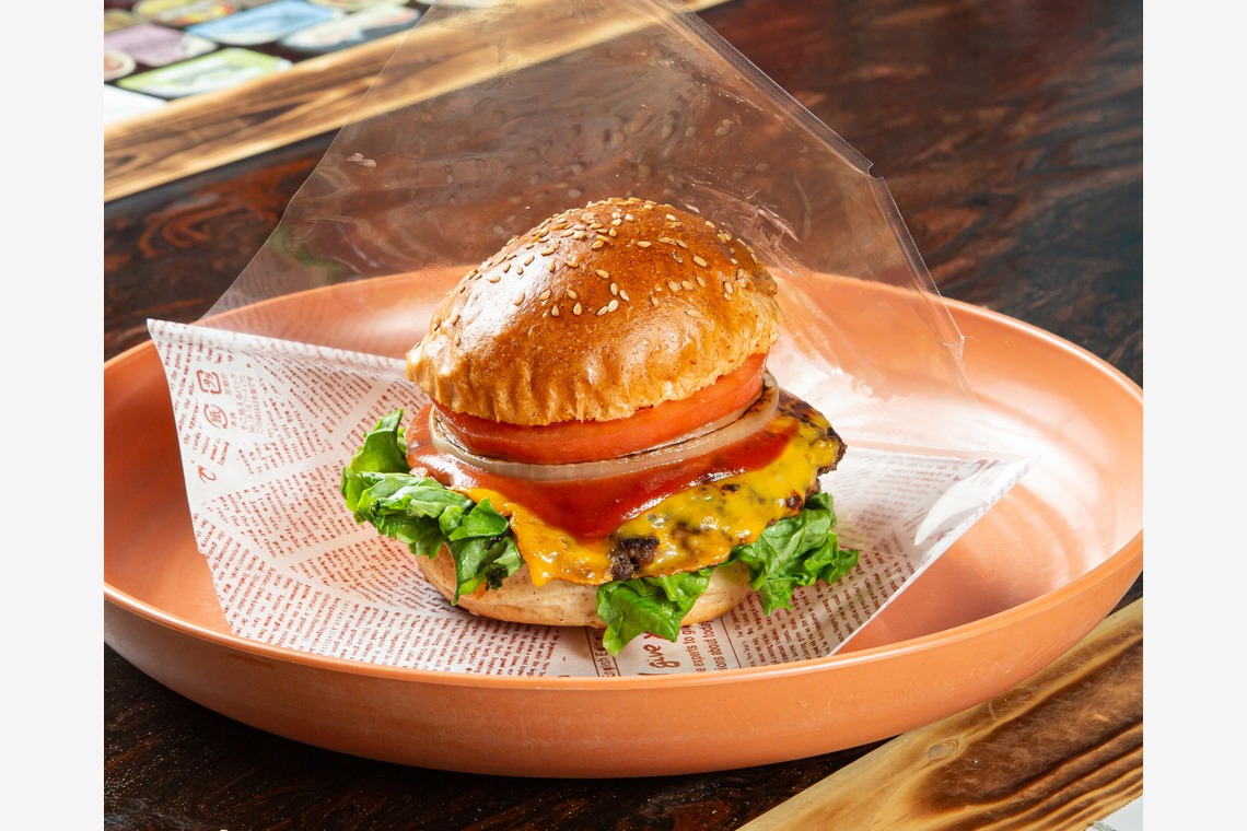 studio aluc ~スタジオ アルク~が撮影した写真のアルバム「クラフトハンバーガー」