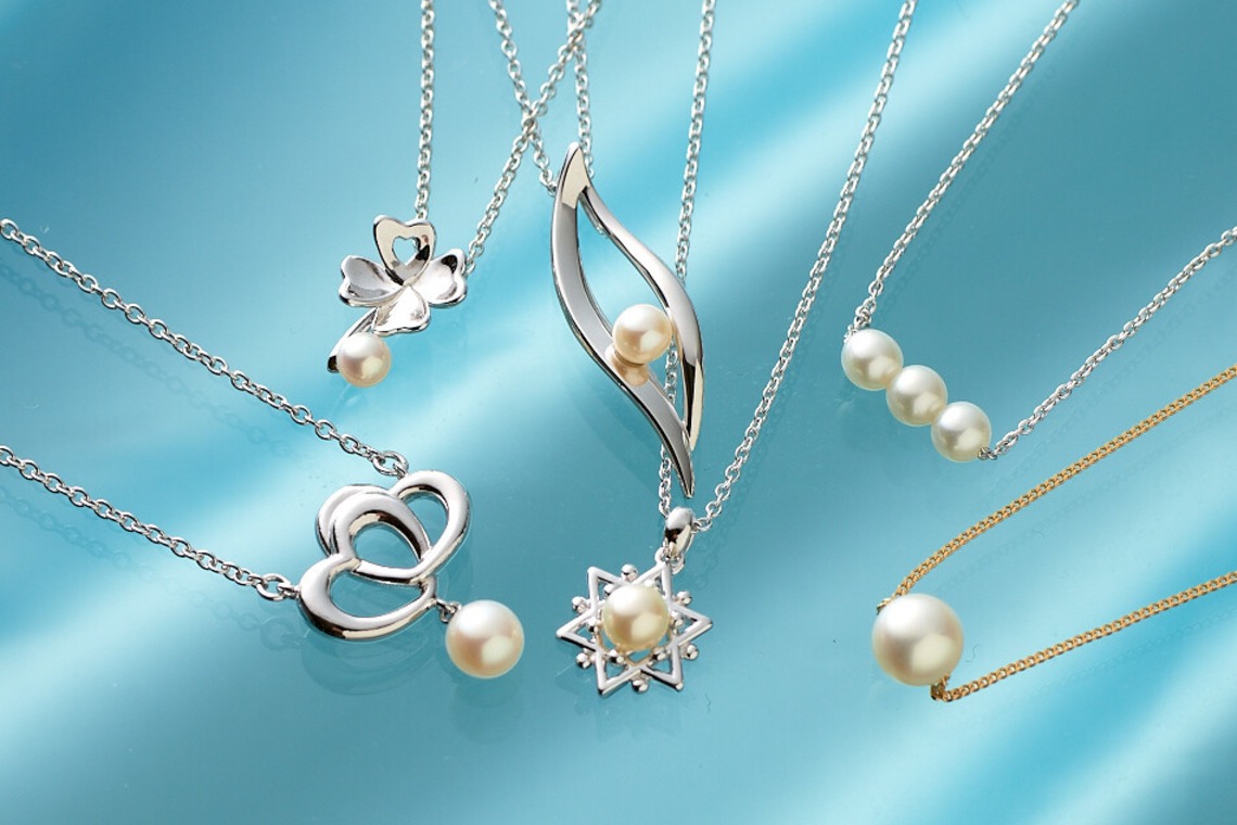 ESCAPEが撮影した写真のアルバム「ジュエリー」