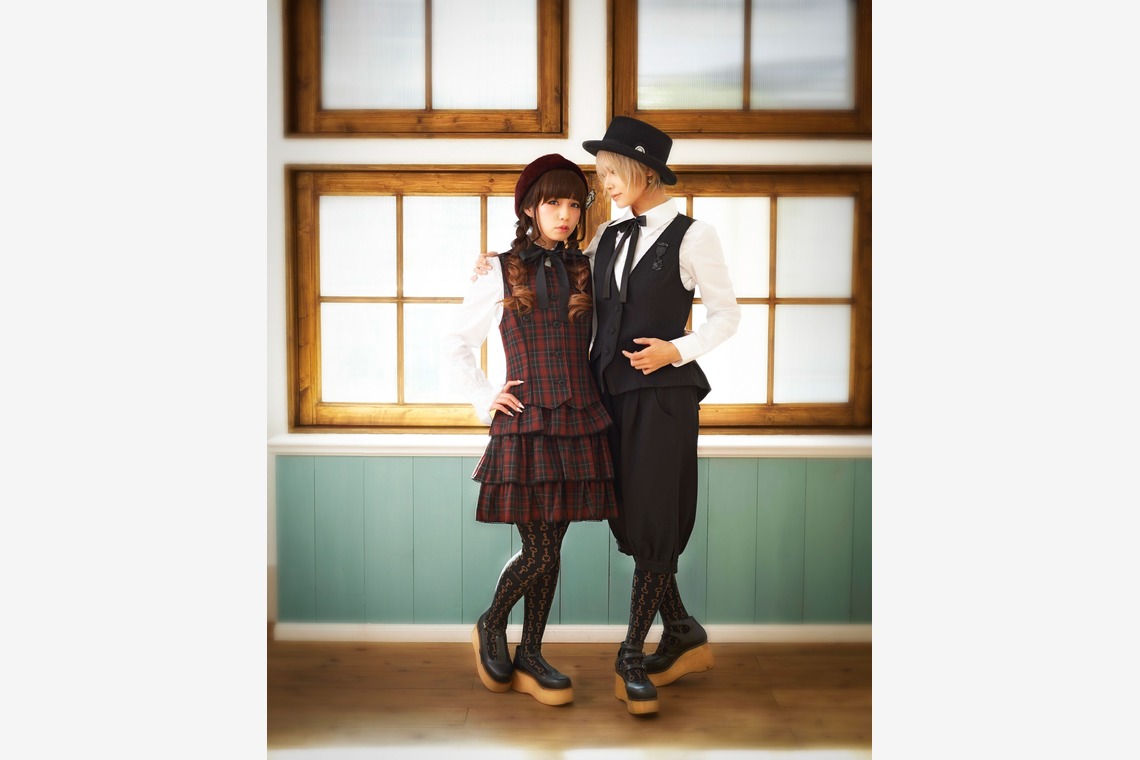 増元幸司が撮影した写真のアルバム「モデル」