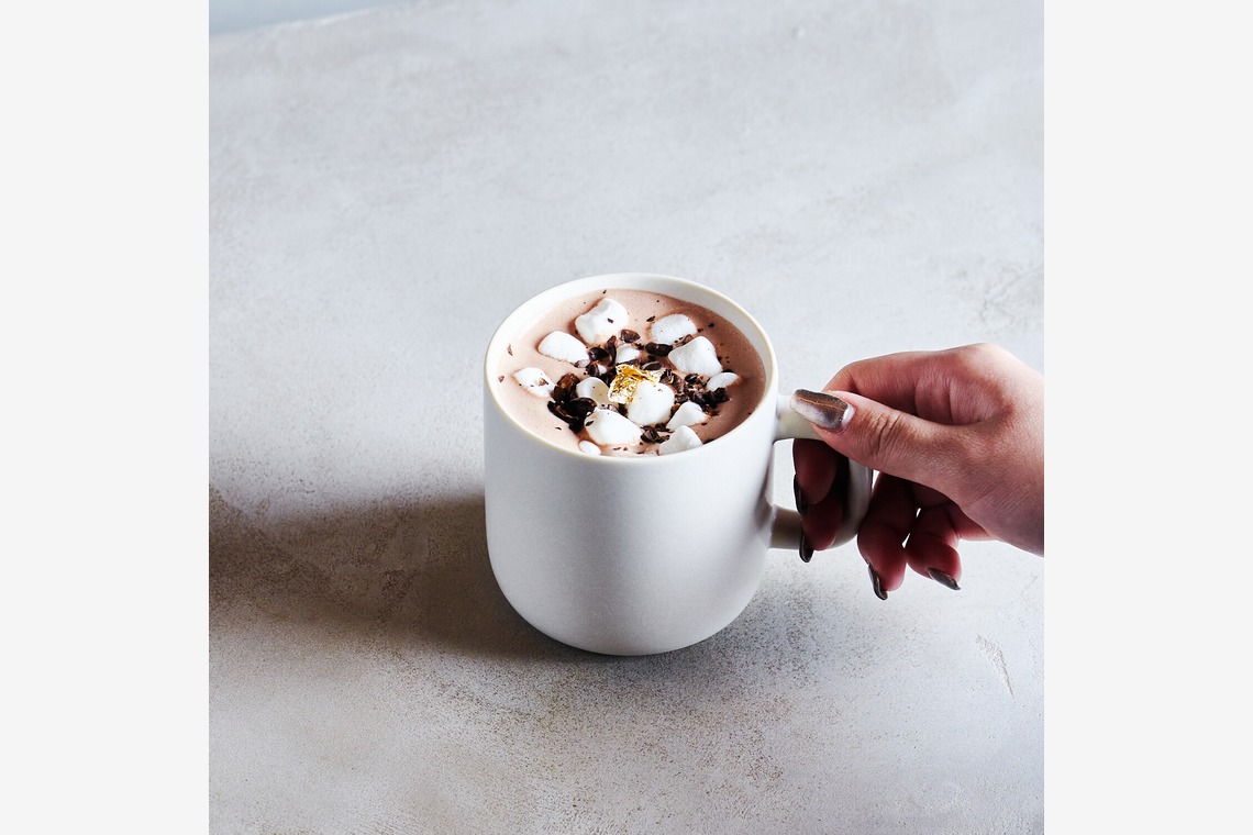 坂元寿行が撮影した「渋谷カフェの撮影」の写真