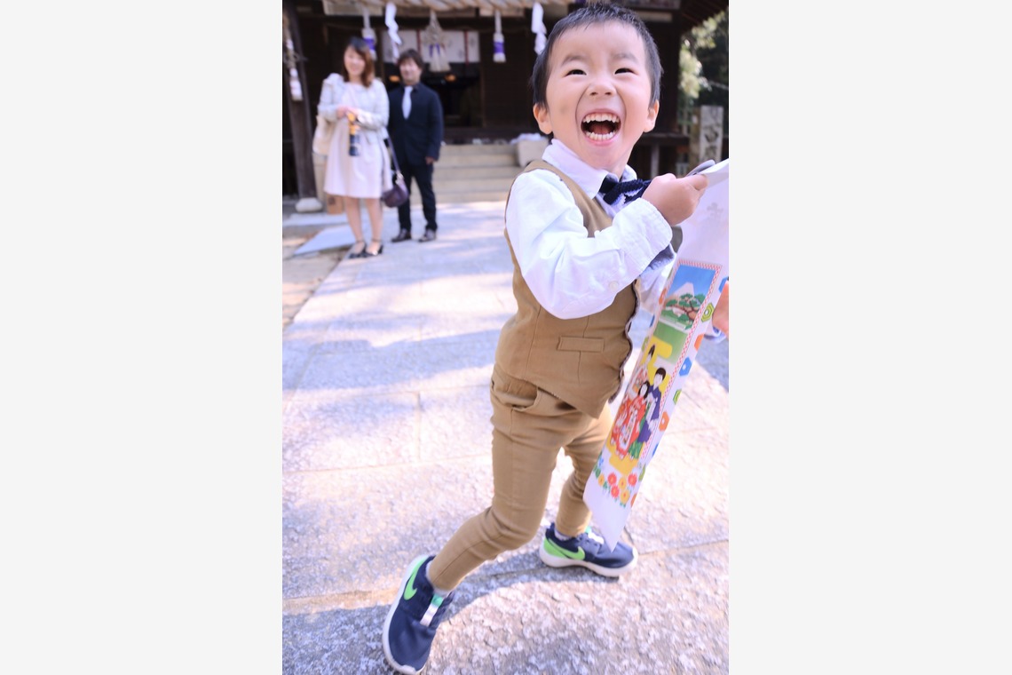 ko1low photographが撮影したエンゲージメントフォトのアルバム「七五三・お宮参り」