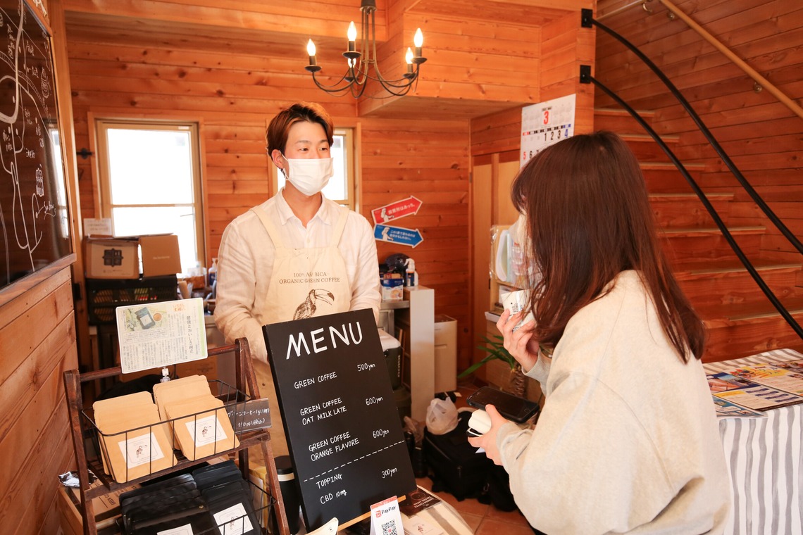 ストロボ　フォトサービスが撮影した「異業種交流会イベント撮影」の写真