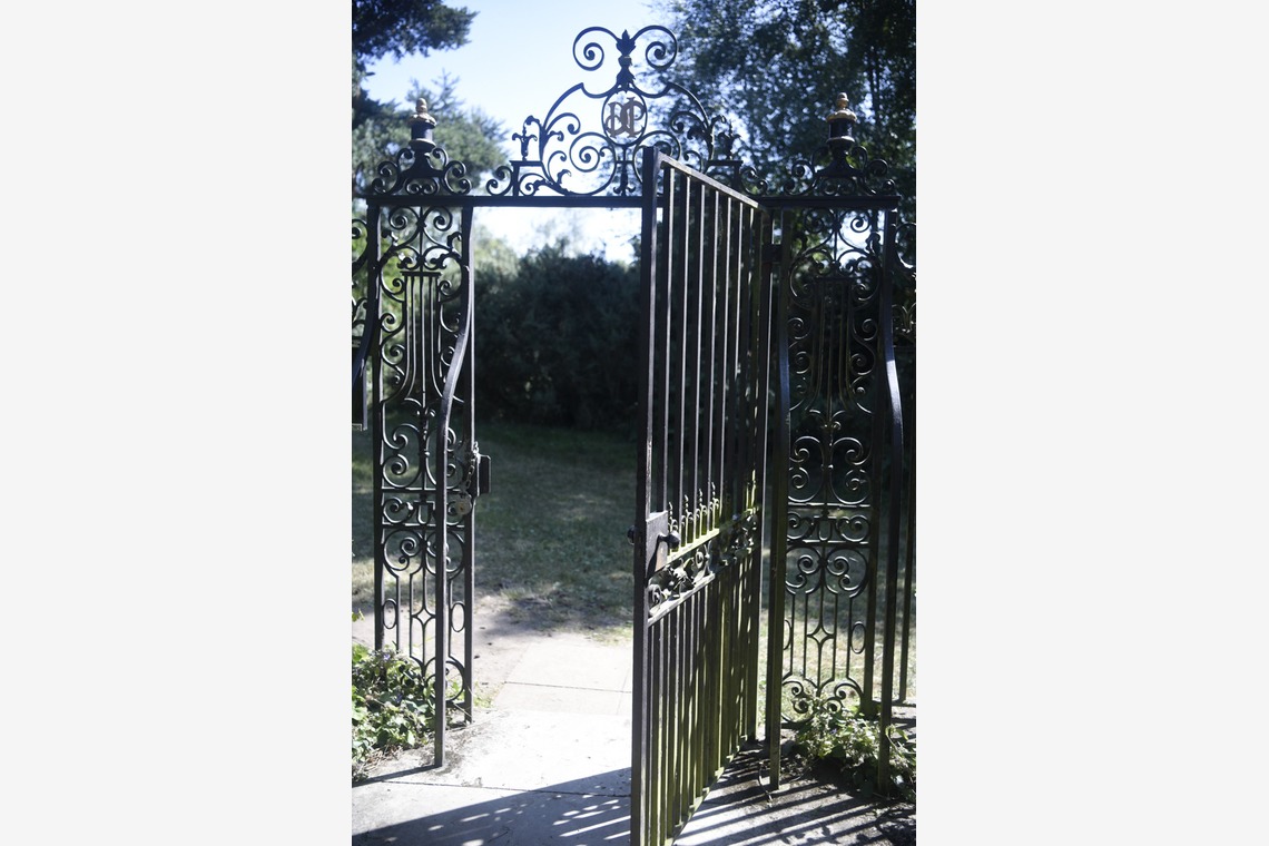 Lucky Sliver Sixpence