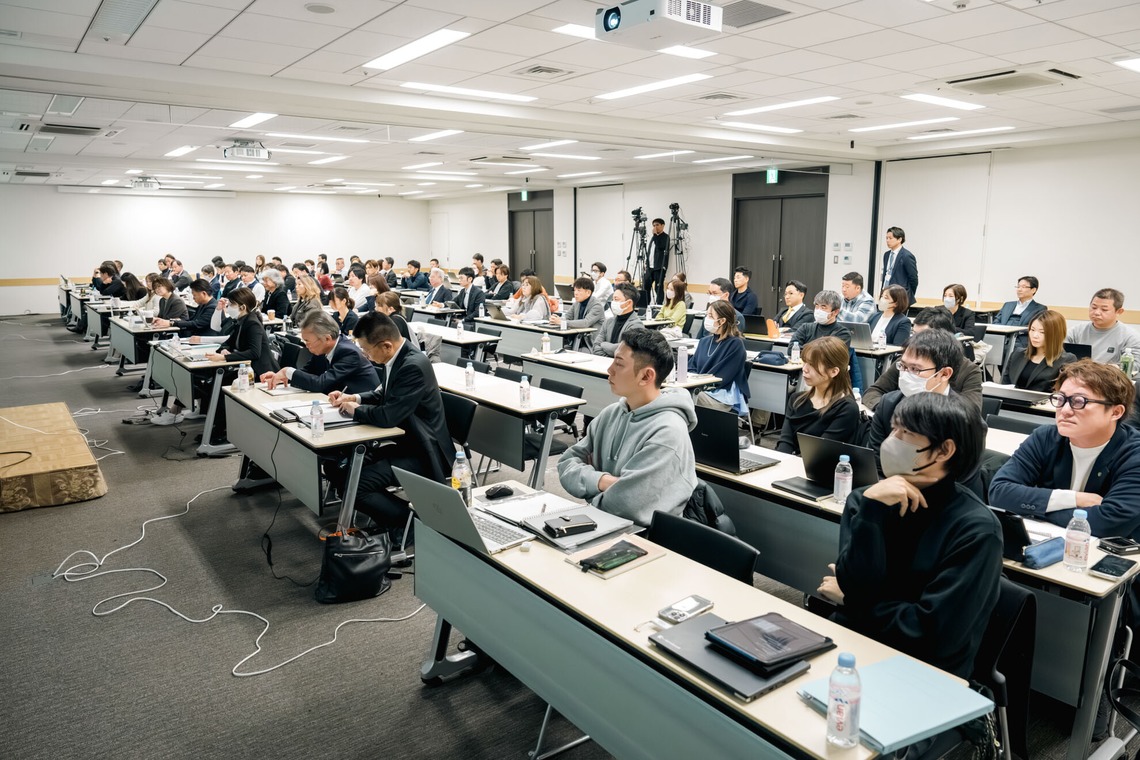 遠藤雄介・JEADO Worksが撮影した写真のアルバム「株式会社MIRAI WEBでセミナー撮影を行いました」