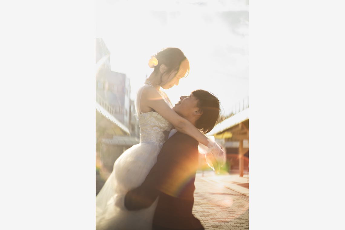 三谷悠介が撮影した写真のアルバム「ウエディング」