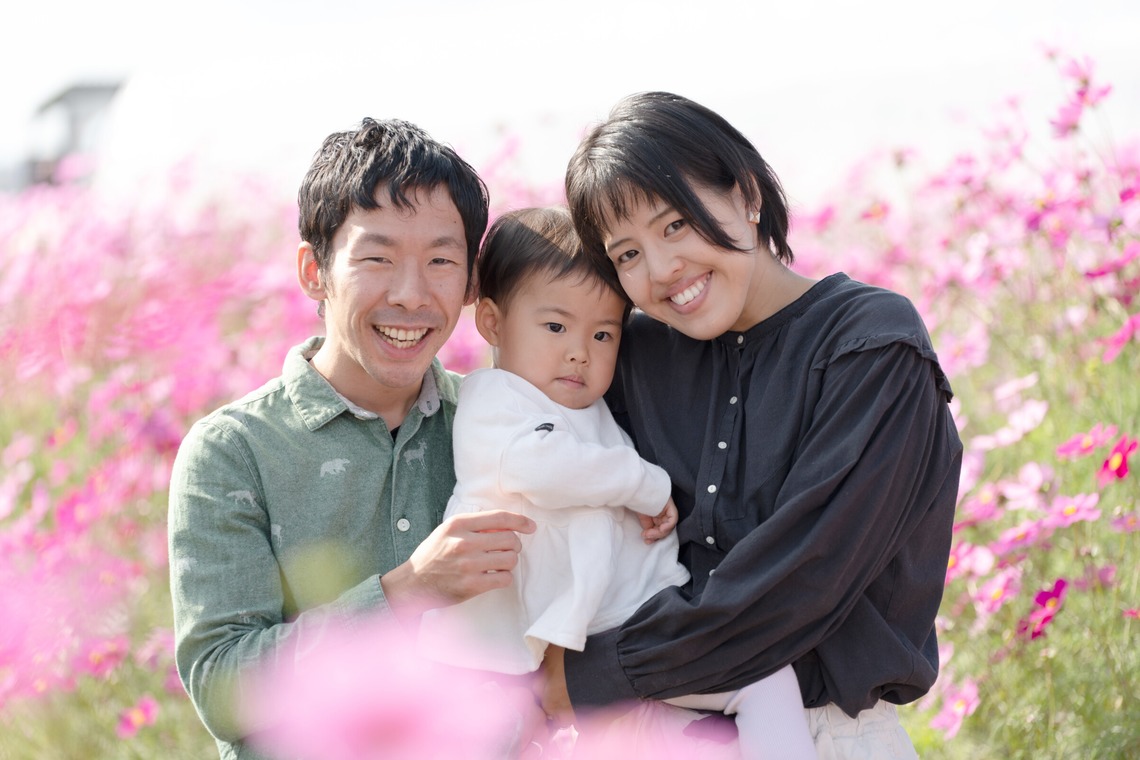 福永写真事務所が撮影した写真のアルバム「家族写真（コスモス畑）」