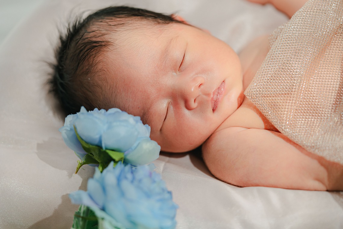 玉城　肇が撮影したニューボーンフォトのアルバム「ニューボーン撮影」