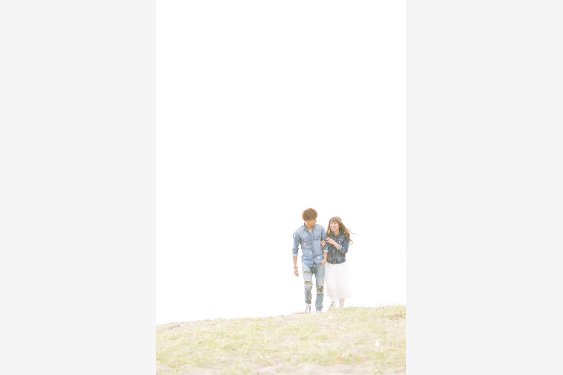 Photo of engagement taken by meganecco Photography