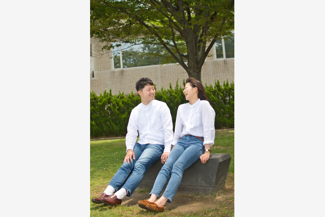 坂田年彦が撮影した旅行先の記念撮影のアルバム「カップルフォト」