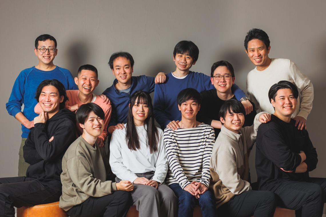 松井シンジが撮影した「グループ・チーム・タスクフォース」の写真