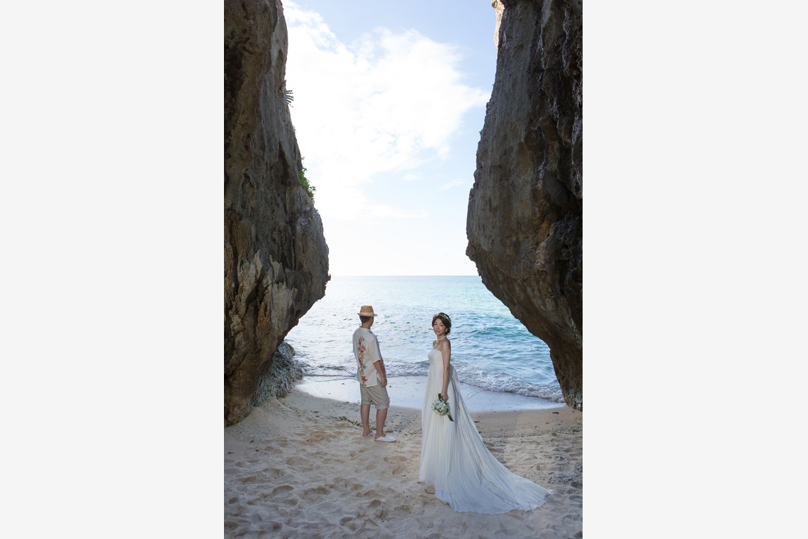 ウエディングラウンジが撮影した「オンリーワンウェディングフォト沖縄」の写真