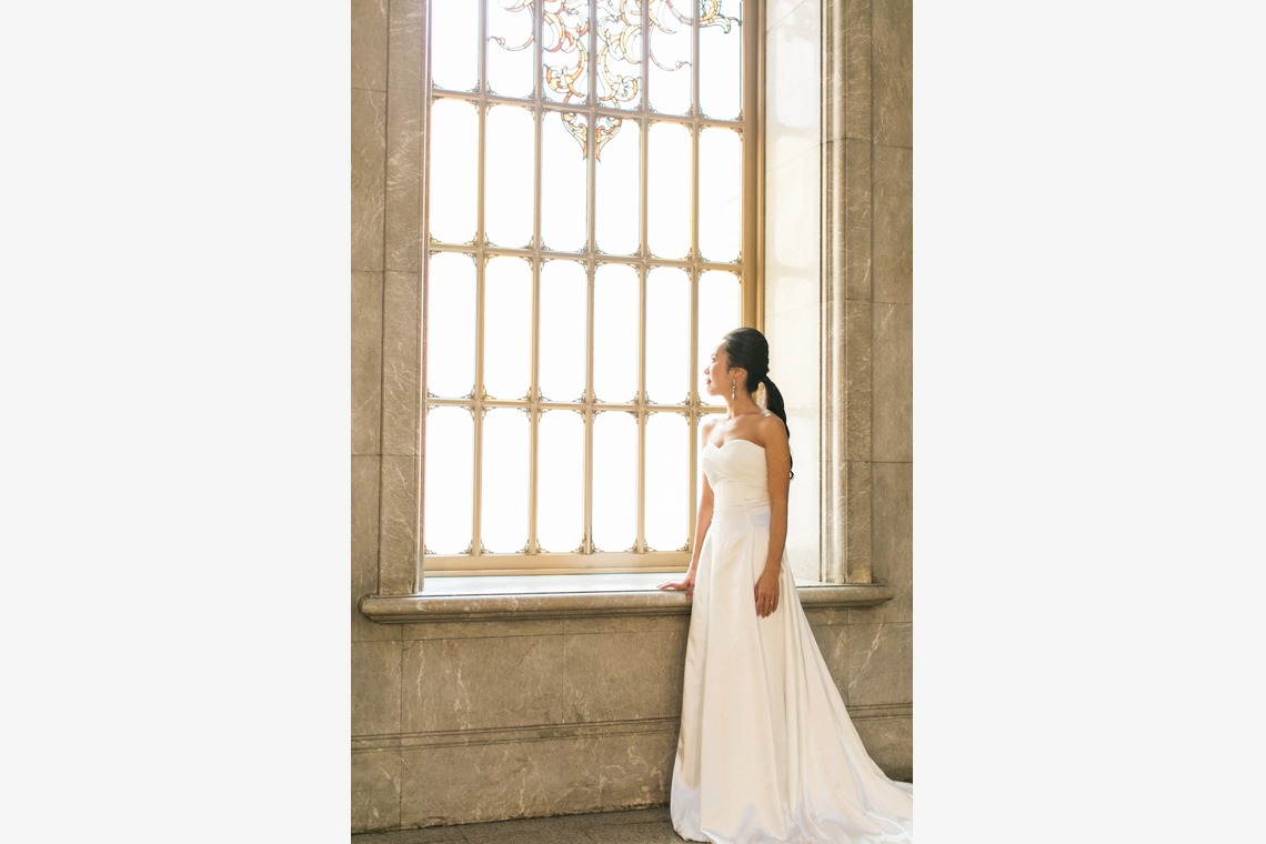 Photo of Japan Musium Engagement shoot taken by Yuki Shimada Photography