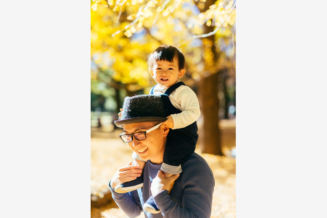 KOBASHOが出張撮影した家族写真(キッズ,ベビーフォト)などが写った「エミリィ紅葉撮影会」の家族写真