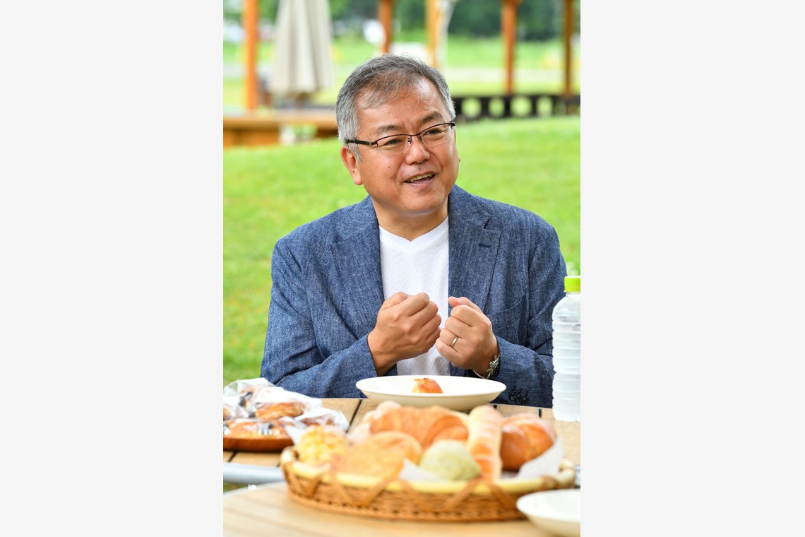 須貝フォトサービスが撮影した写真のアルバム「トークショー」