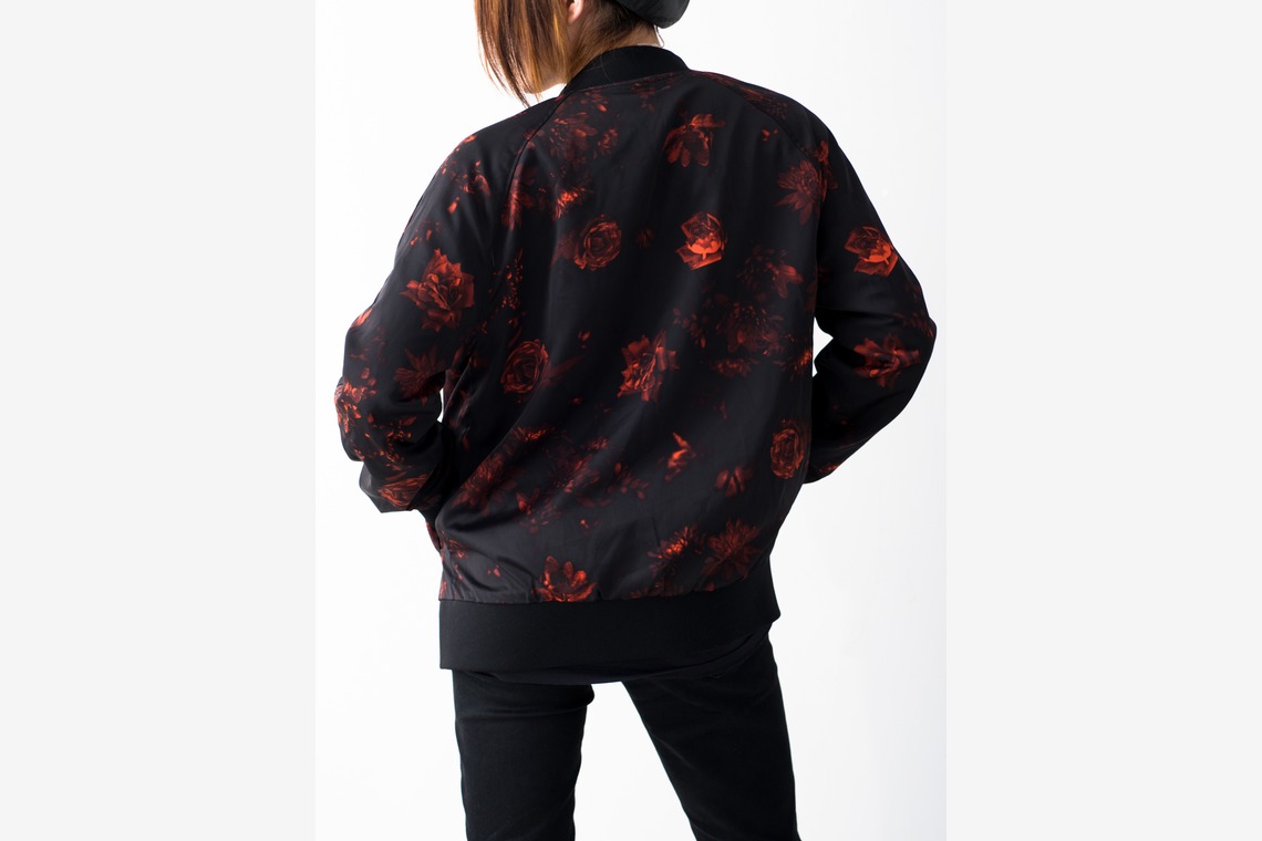 studio white alice 五十嵐啓が撮影した写真のアルバム「アパレル」