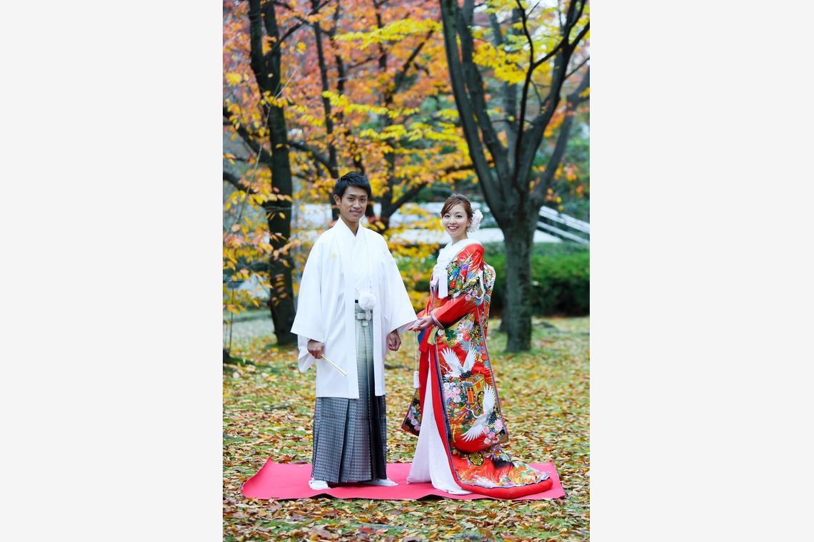 KIKIウェディングが撮影した「紅葉の広島城と公園」の写真