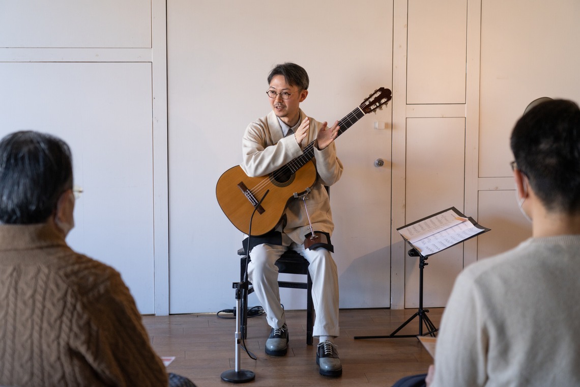 大木千帆が撮影した写真のアルバム「クラシックギターコンサート」